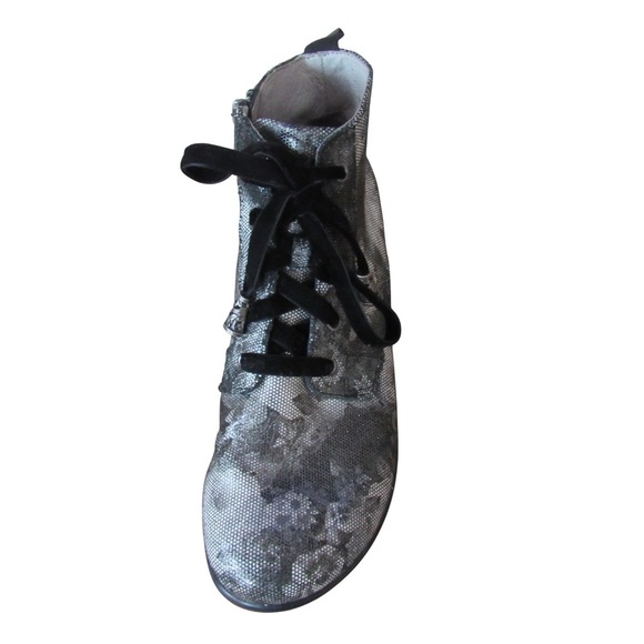 Alegria Eliza Elegance Ankle Boots 40 Black Floral Leather Velvet Laces Witchy - Picture 3 of 10